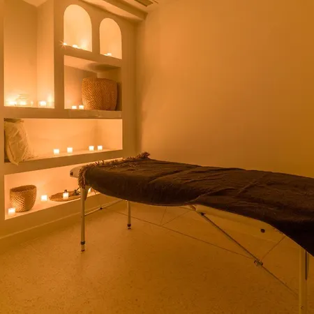 Essence Hotel apartamentowy 4*