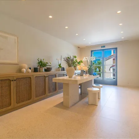 Essence 4* Αργοστόλι