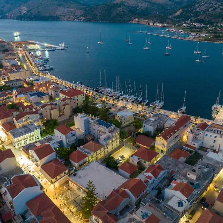 Essence Aparthotel 4*