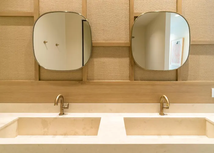 Essence Aparthotel Argostoli (Kefalonia)