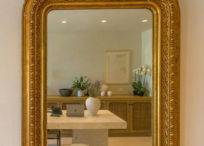 Aparthotel Essence 4*