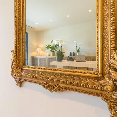 Essence Argostoli (Kefalonia)